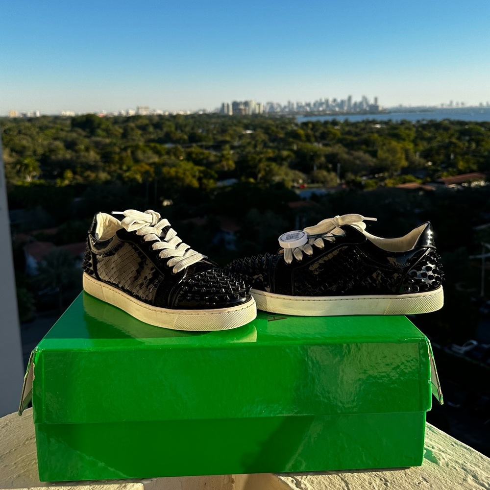 Christian Louboutin Viera 2 Black Croc Embossed Spike Stud Sneakers EU 38 Auth